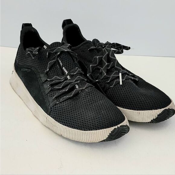 Sorel athletic shoes women's size 10